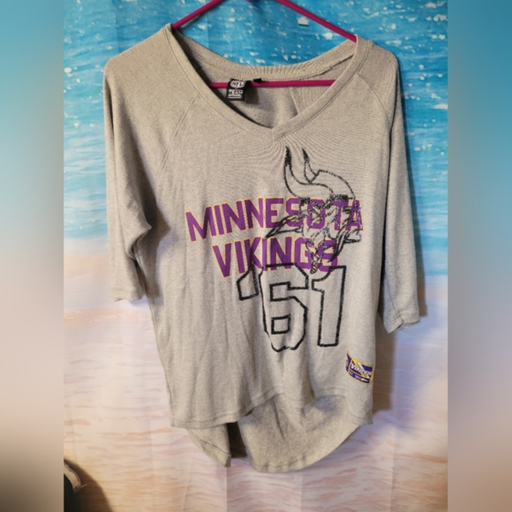 Minnesota Vikings NFL Team Apparel Ladies lightweight Sweatshirt Size MEDIUM